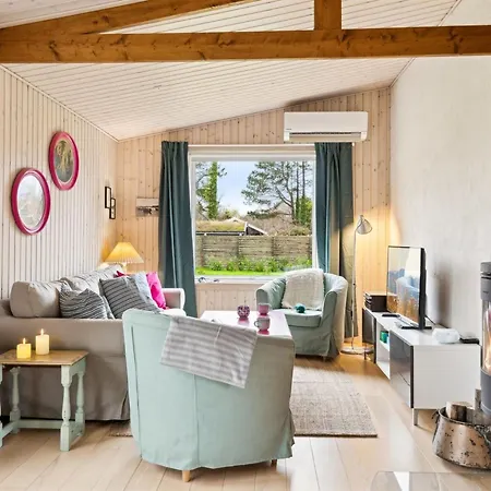Torbjoern - 100m From The Sea By Interhome Holiday home Gilleleje