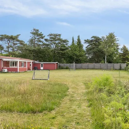 Semesterbostad Torbjoern - 100m From The Sea By Interhome